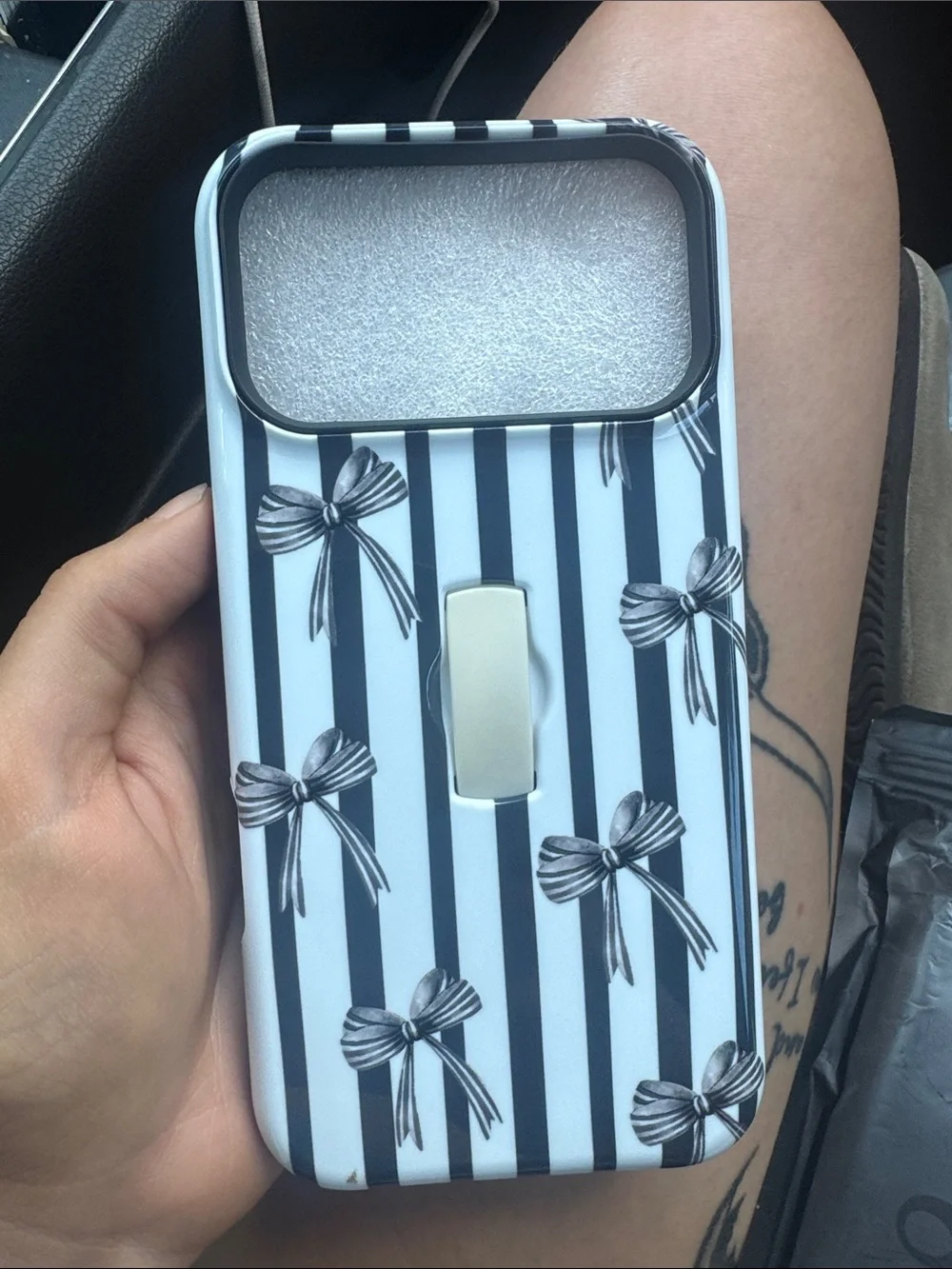 iPhone 17 Pro Max. Black & white stripes with black bows & attached Loop holder